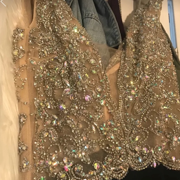 PROM DRESS - Picture 3 of 5